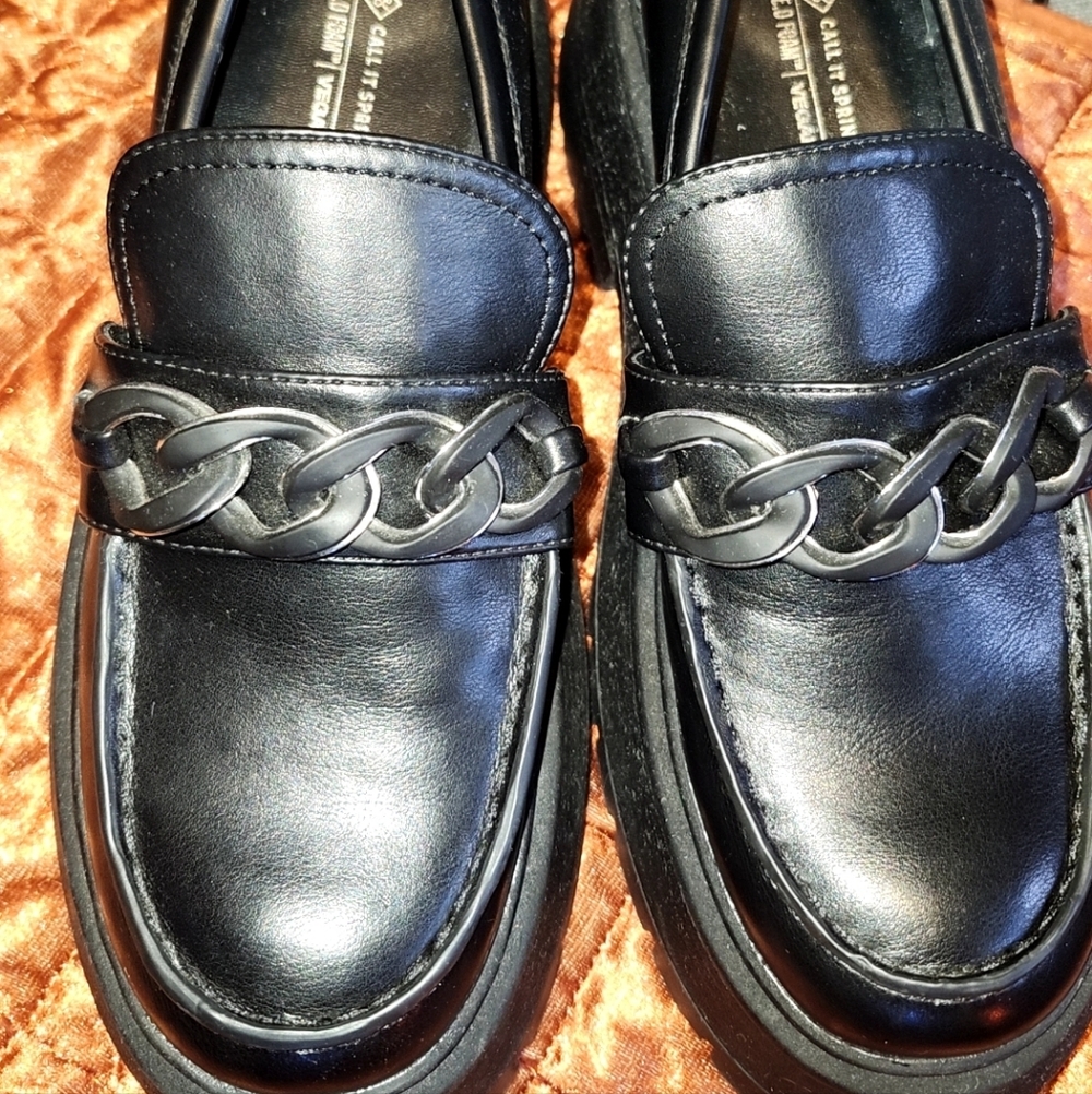 ✨️Black Vegan Leather Womans Loafers✨️